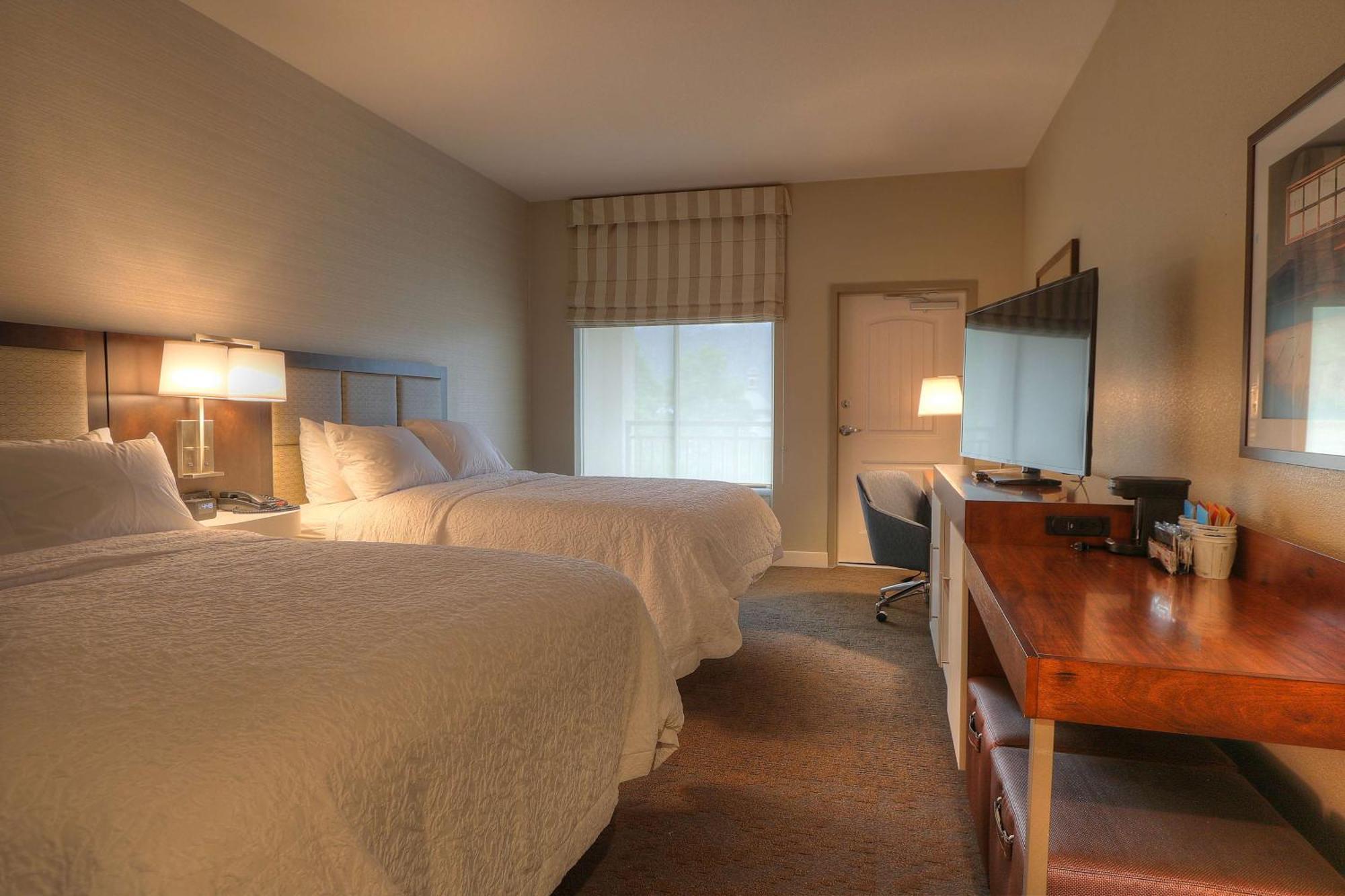 Hampton Inn Gatlinburg Historic Nature Trail, Tn Екстер'єр фото